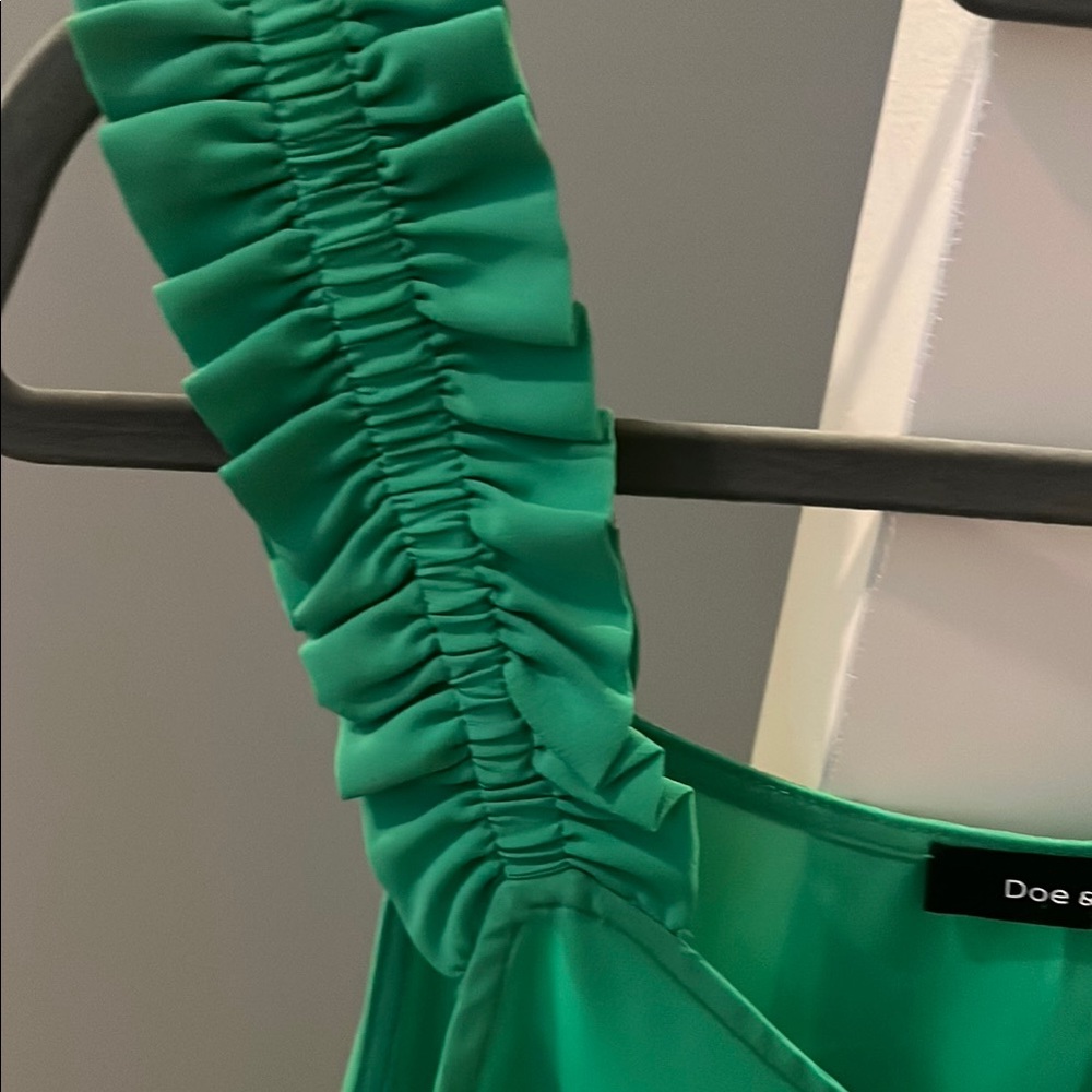 Green Ruffle Strap Button-Down Top - Picture 6 of 11